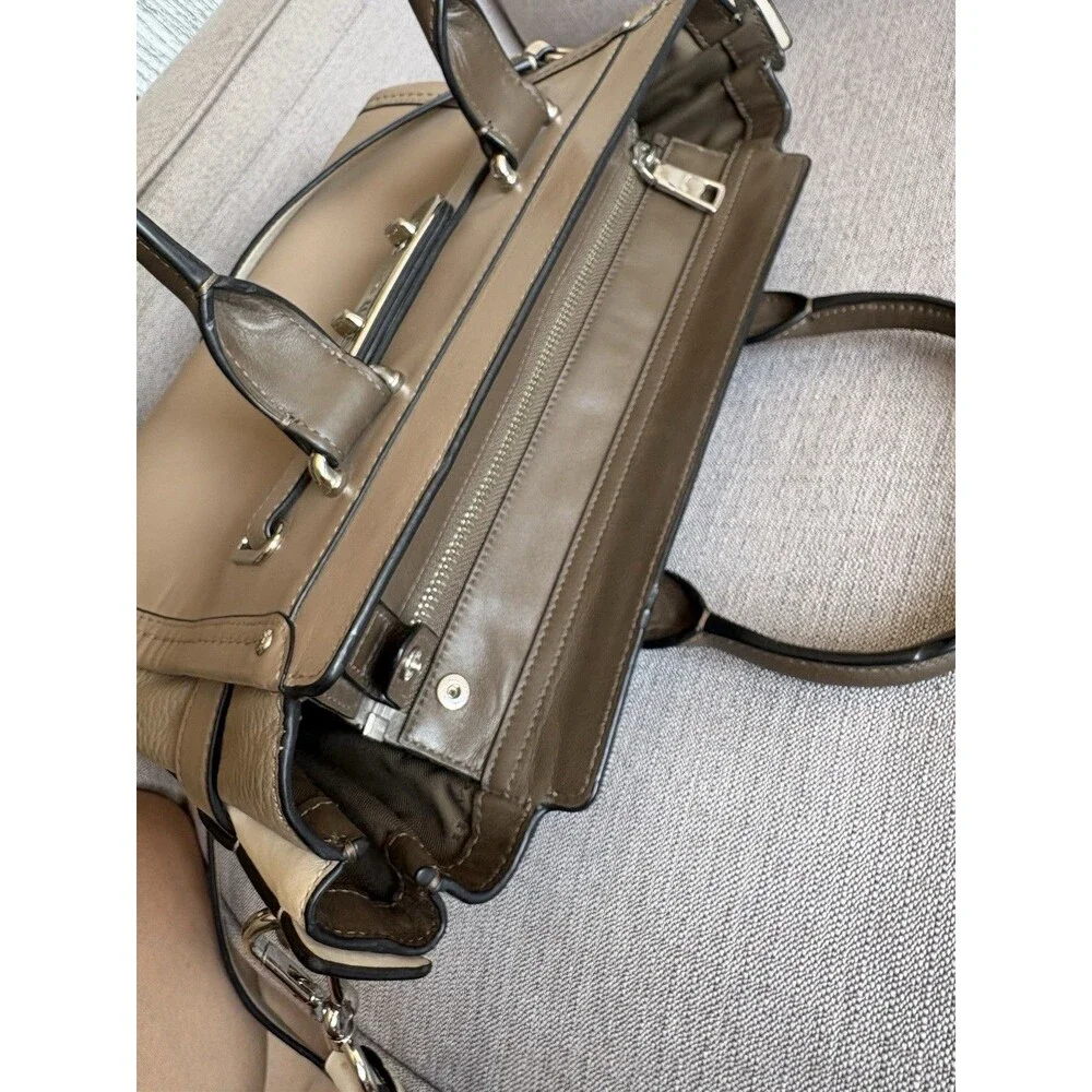 Coach Swagger 27 Carryall Two Tone Leather top-handle Satchel Crossbody bag EUC
